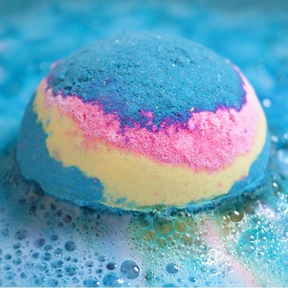 $6 Add-On (Read Description) | LUSH Intergalactic Bath Bomb | NEW | Cosmic Mint - Picture 2 of 9